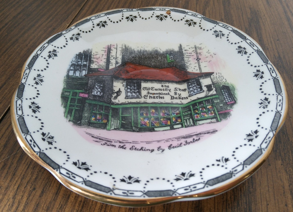 Rosina Bone China The Old Curiosty Shop Collecter Plate Made In England